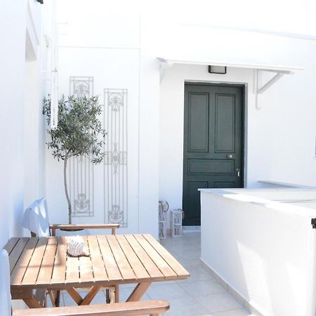 Cute Studio in Milos Tripiti Esterno foto