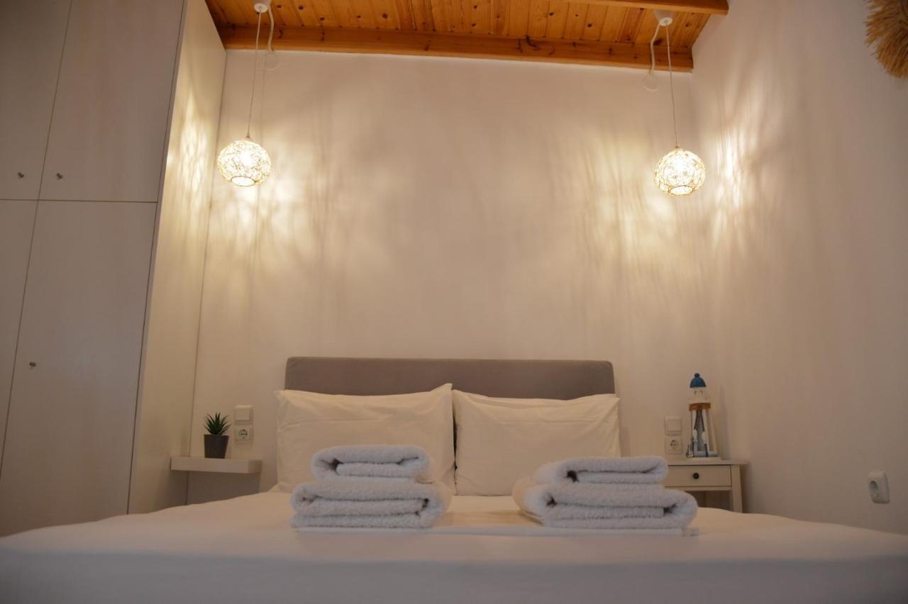Cute Studio in Milos Tripiti Esterno foto