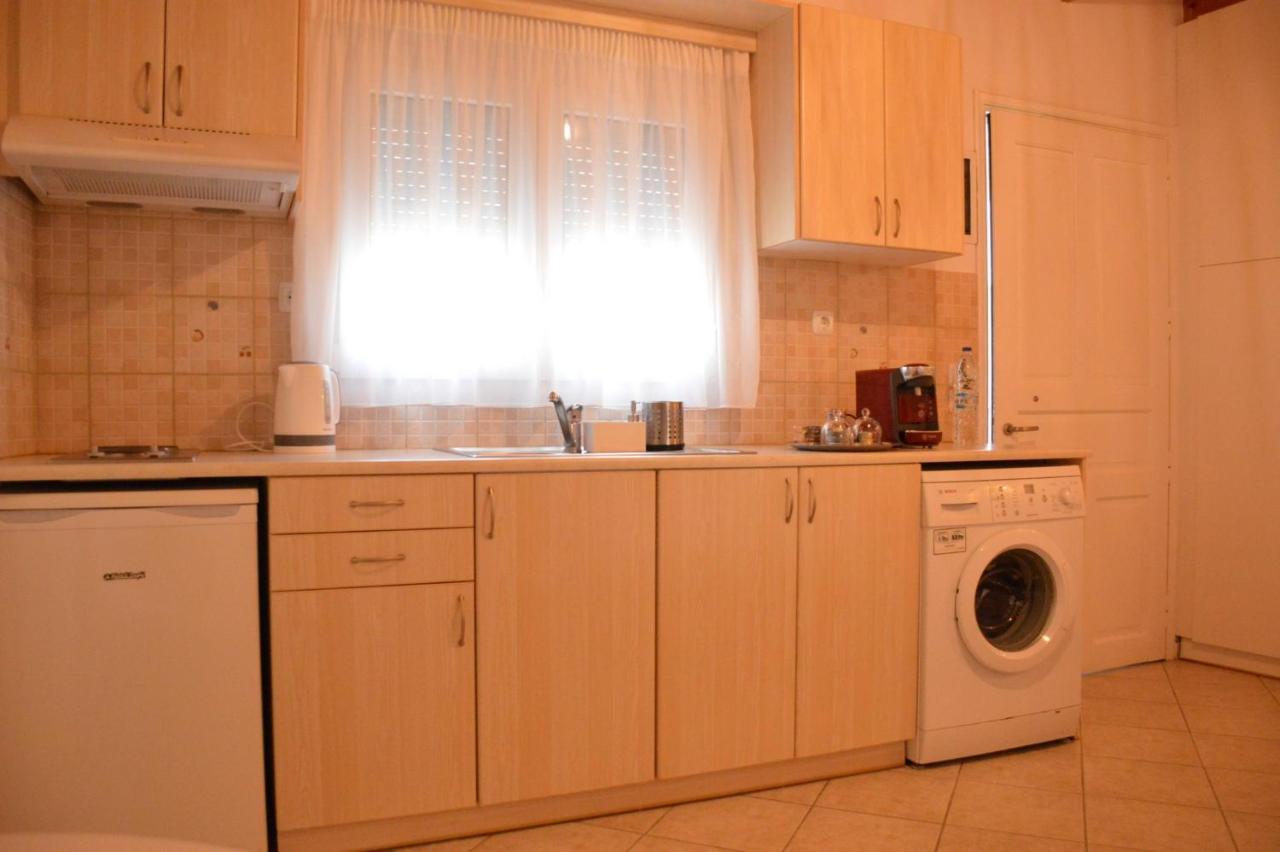 Cute Studio in Milos Tripiti Esterno foto