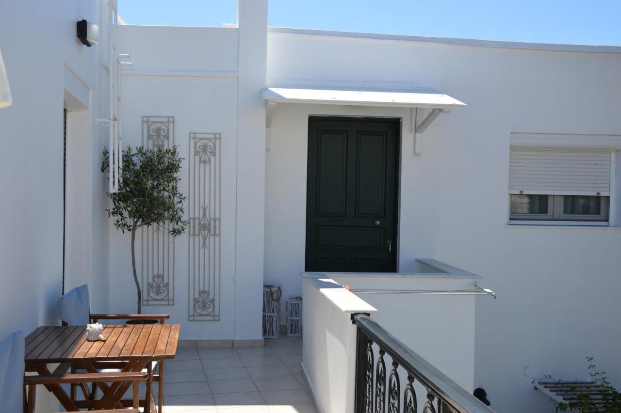 Cute Studio in Milos Tripiti Esterno foto